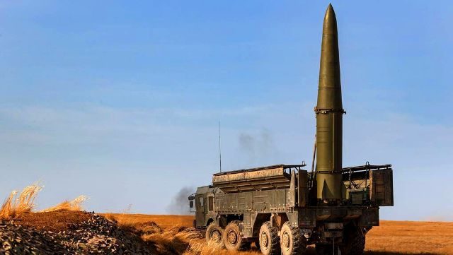 Iskander missile system shows up in Algeria