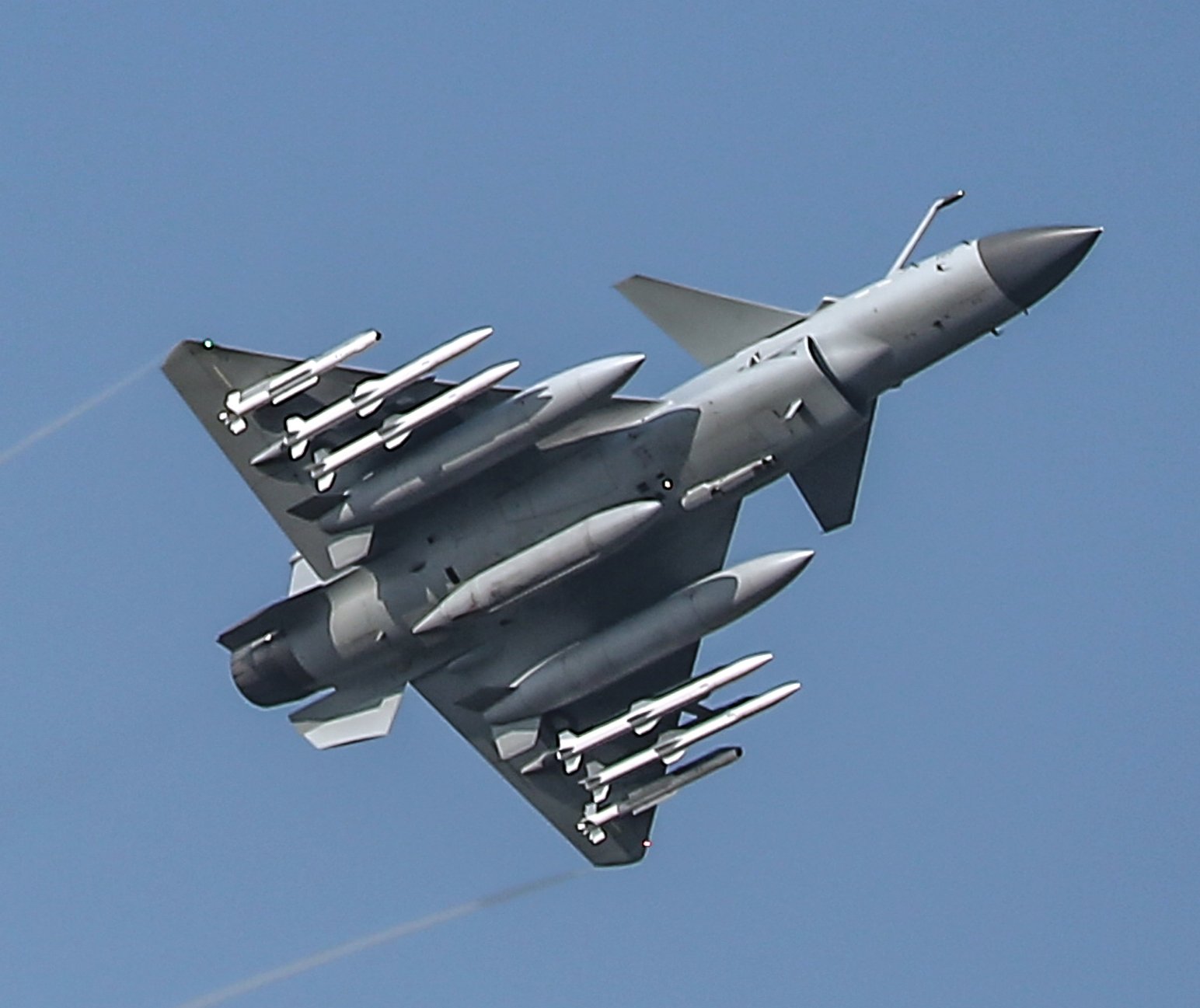 PAF J-10CE with PL-15