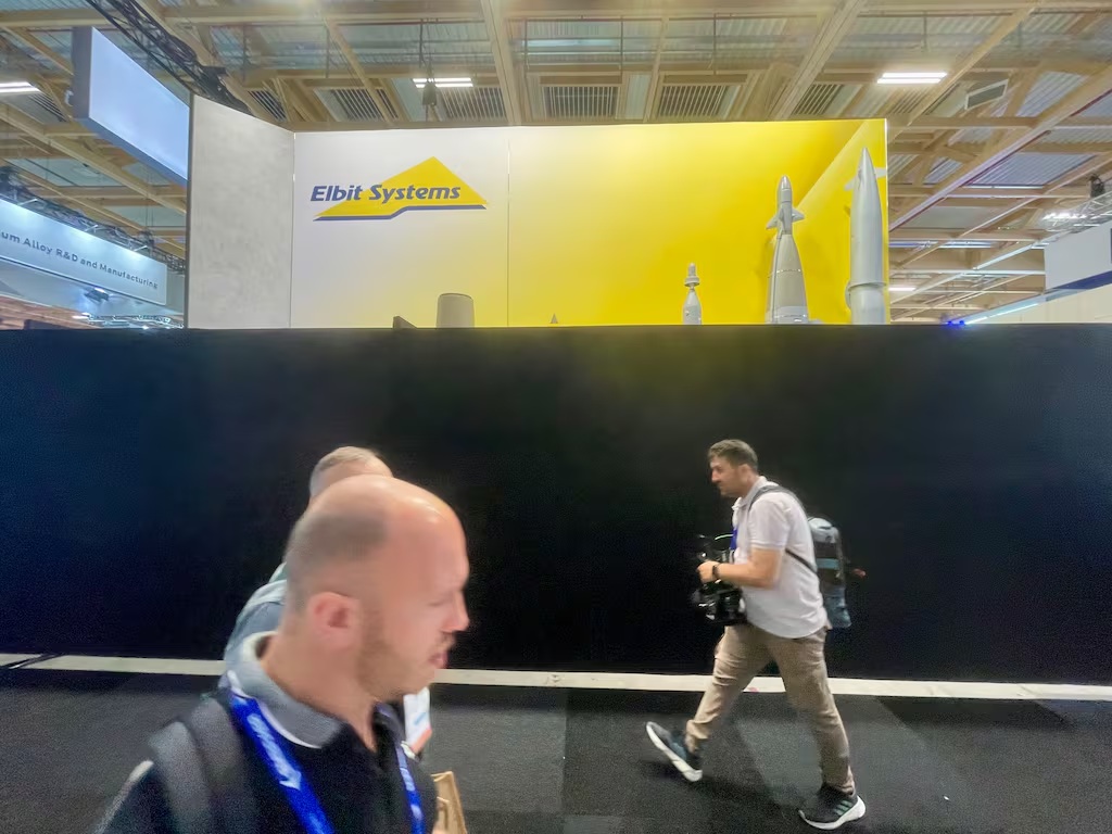 Elbit stall at Paris Airshow