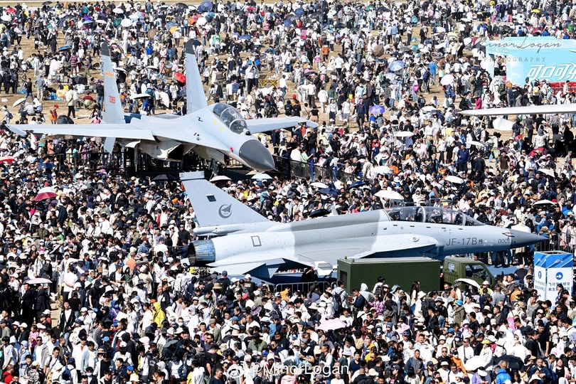 JF-17B Light Fighter 2025 — PLAAF Trainer with Combat Edge